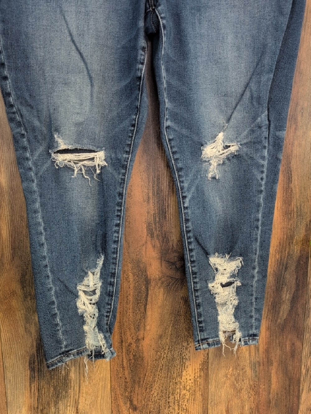 American Eagle Distressed Next Level Stretch Jegging Crop Jeans 20 Short W273 - Picture 3 of 9